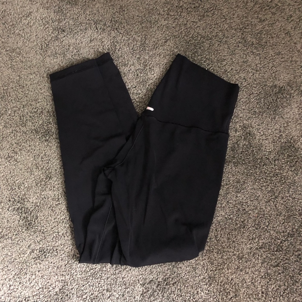 Black leggings